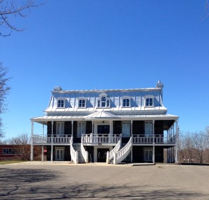 Le «modeste» presbytère